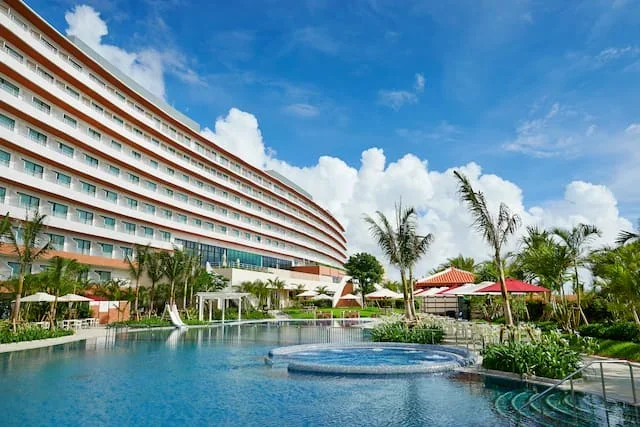 DoubleTree by Hilton Okinawa Chatan Resort