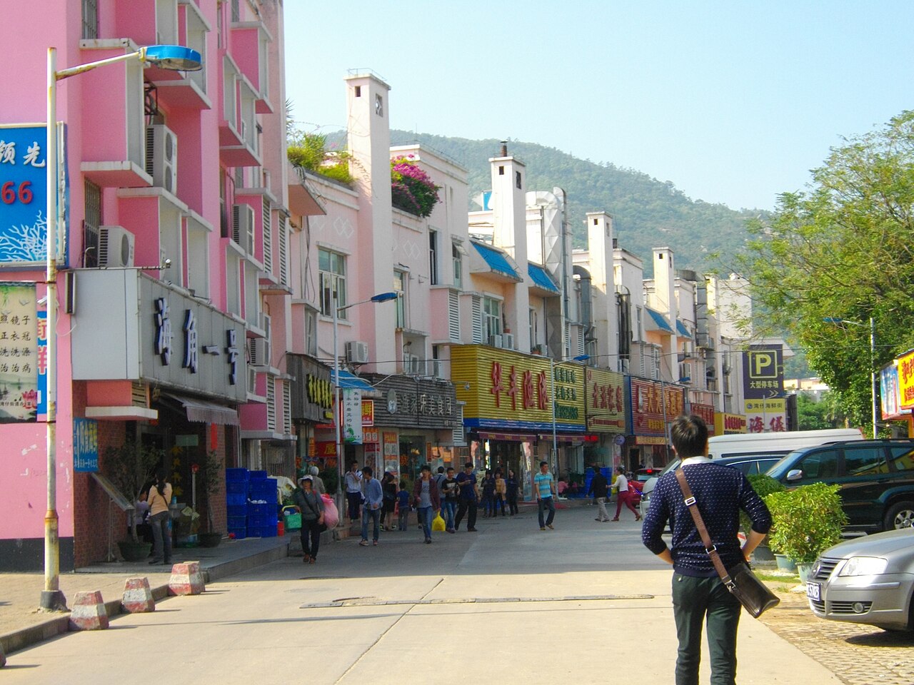 Wanzai Seafood Street