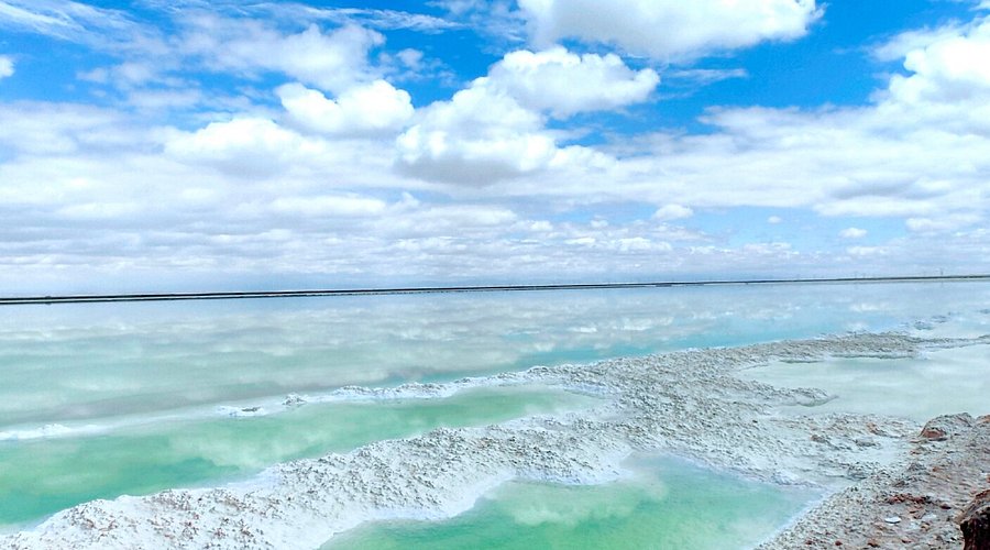Chaka Salt Lake (Qarhan Salt Lake)